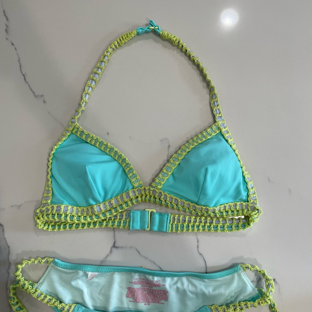 VS SZ SMALL CROCHET TOP